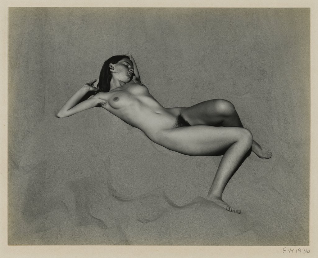 Edward Weston, Nude on Dune, 1936