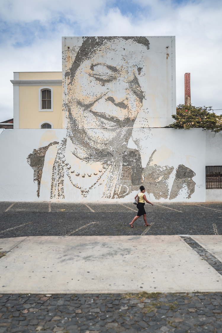 VHILS: Etching the Stories of a City