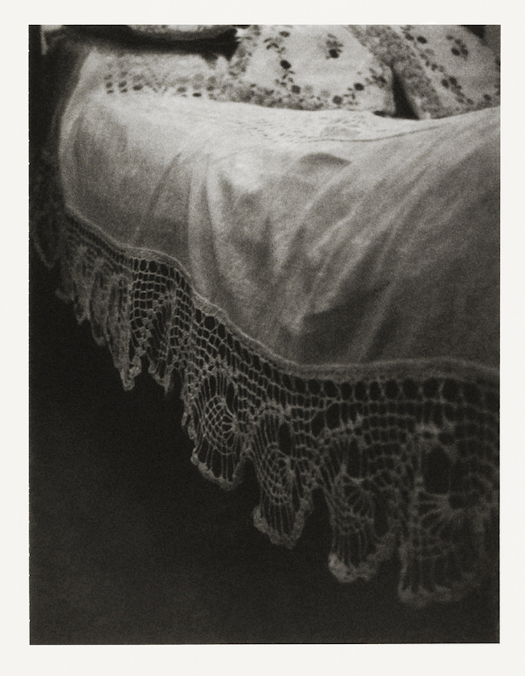 Coverlet, Diego Rivera Bed, Casa Azul, Coyoacán, 2012 Gelatin silver print 25.4 x 20.3 cm. (10 x 8 in.) 37.2 x 29.5 x 3 cm. (14.65 x 11.61 x 1.18 in.) framed Edition 2/10 PS13538 Credit Line: Image courtesy of the artist and kurimanzutto, Mexico City.