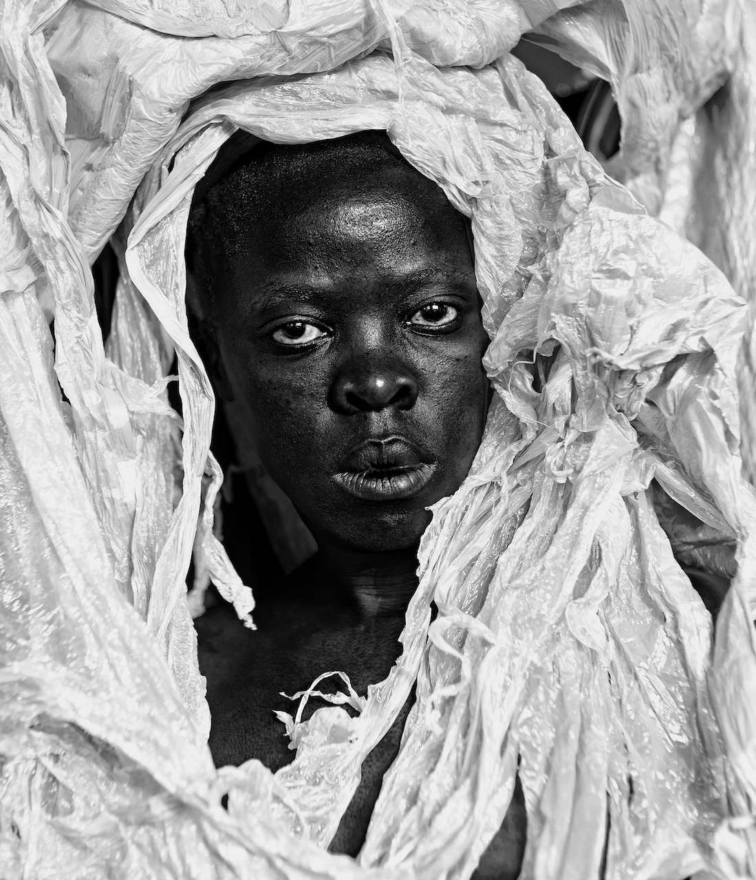 juxtapoz magazine - zanele muholi: somnyama ngonyama, hail the