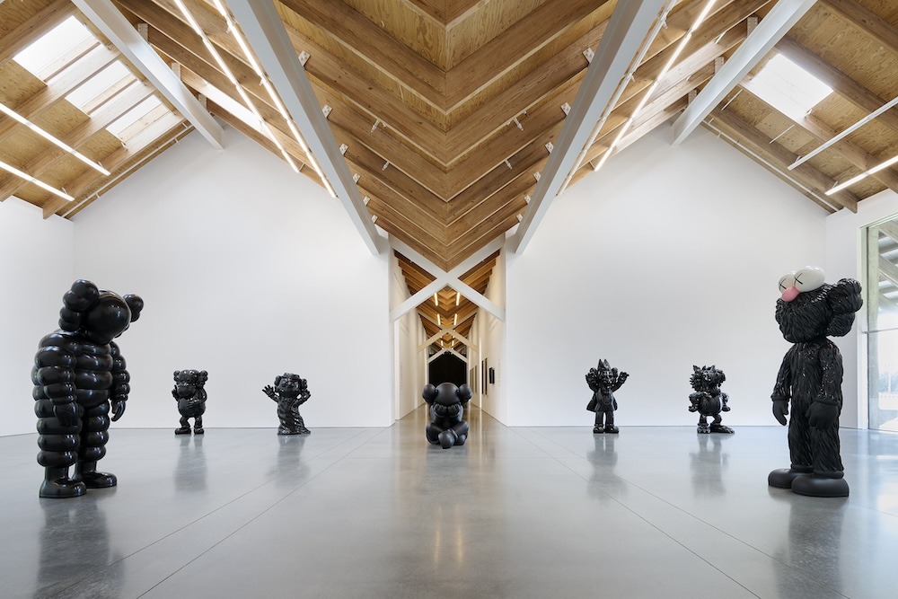 Installation view of KAWS: TIME OFF at the Parrish Art Museum, Water Mill, NY (July 14–October 13, 2024). Photo: Jason Schmidt.