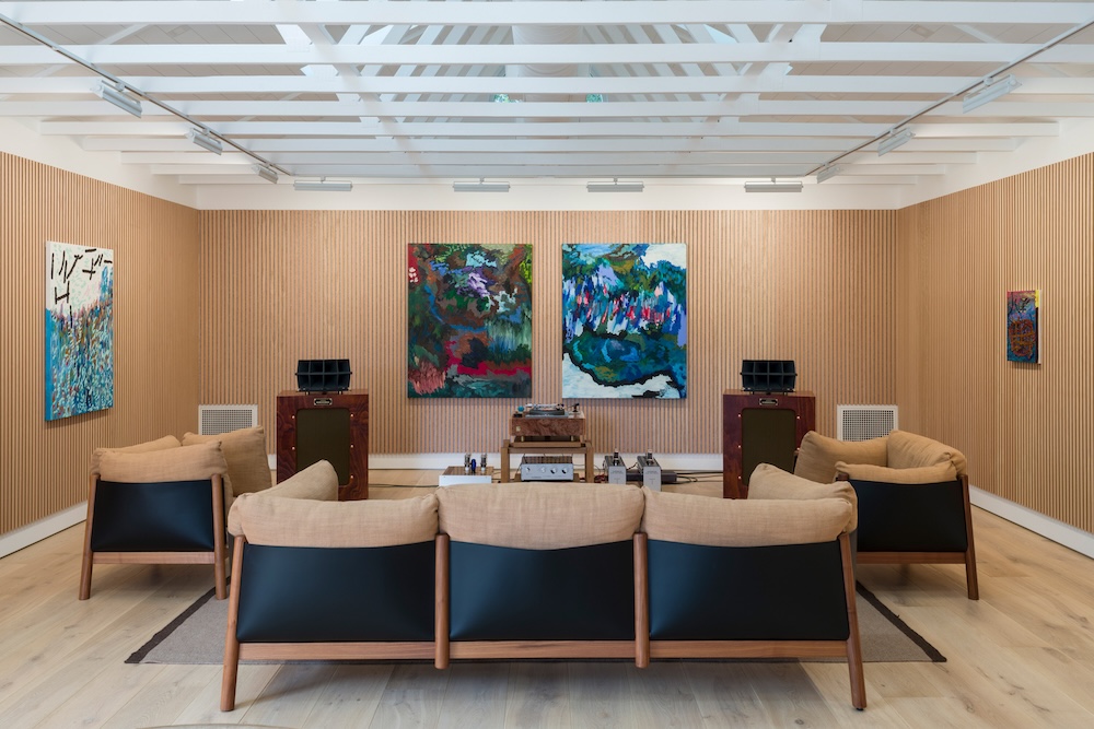 Carousel Image number 3