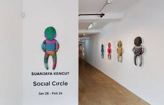 Suanjaya Kencut's "Social Circle" with Installation Views
